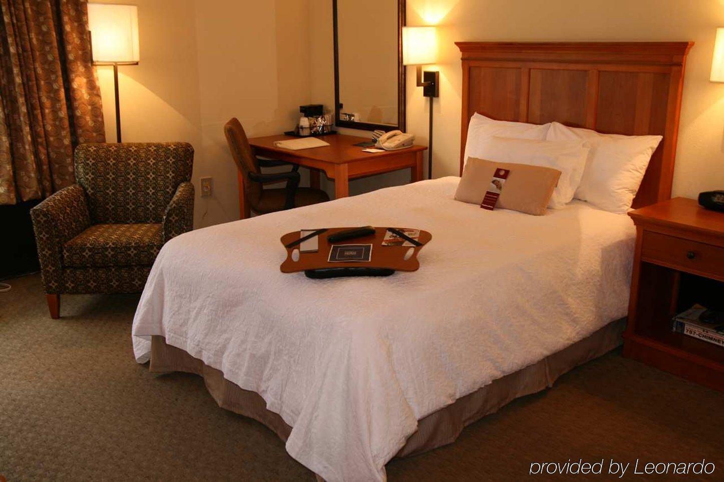 Hampton Inn Norfolk-Naval Base Pokój zdjęcie